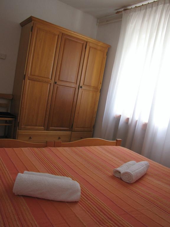 Apartment Alice プーラ 部屋 写真